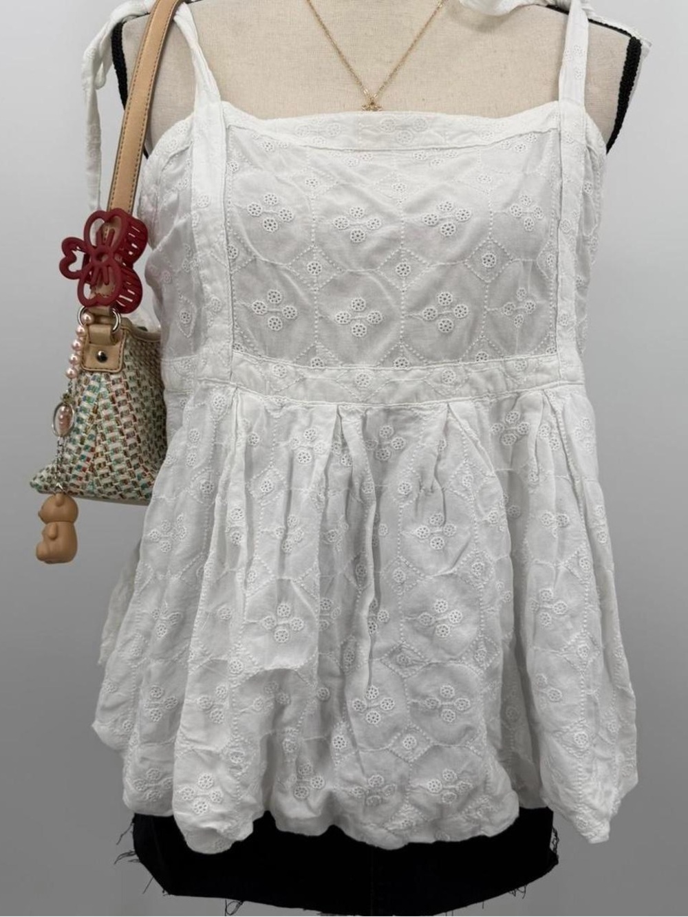 White Babydoll Eyelet Tie-Shoulder Top - Women’s Sz M Old Navy cotton blend